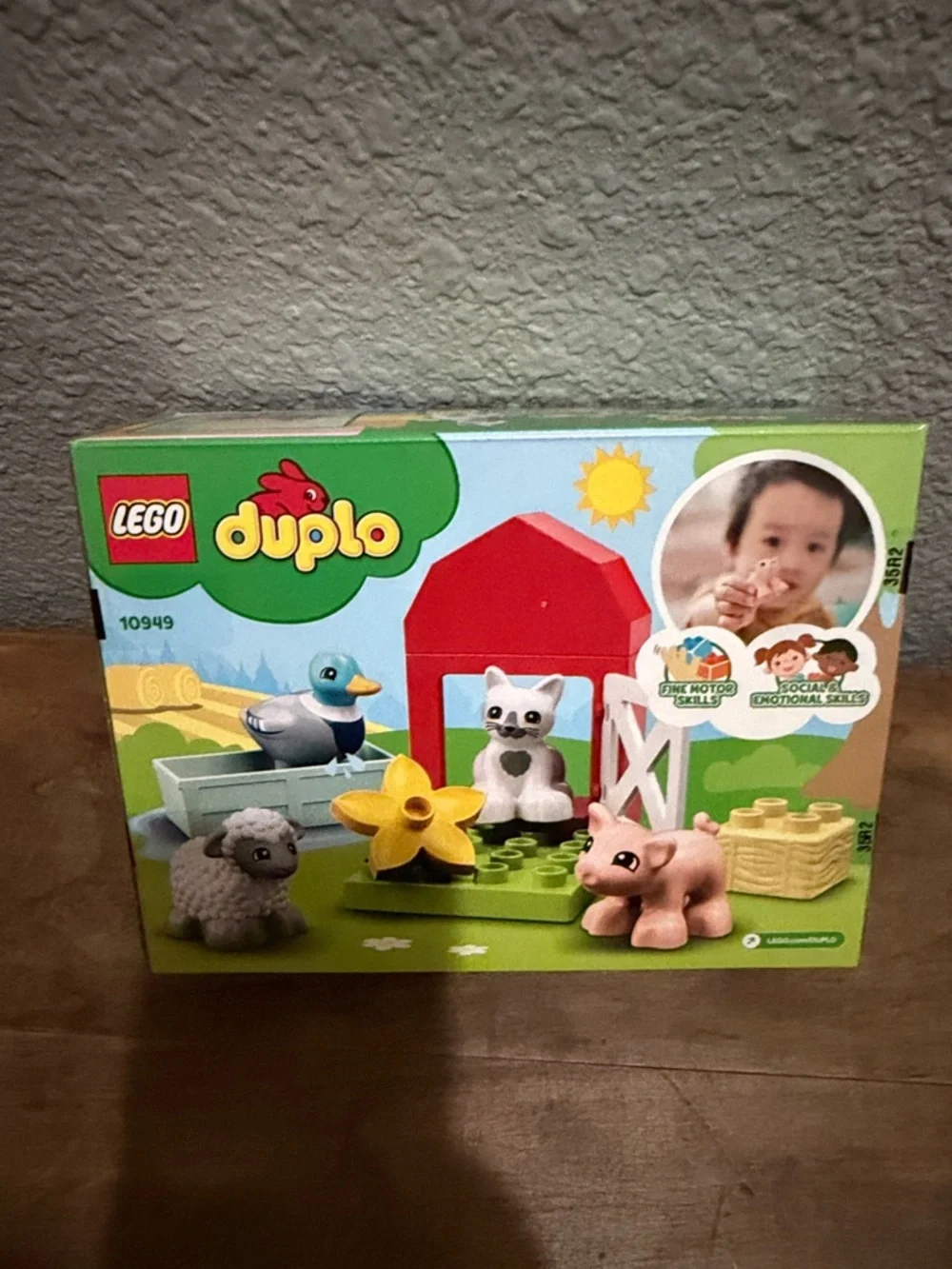 Lego farm animal
